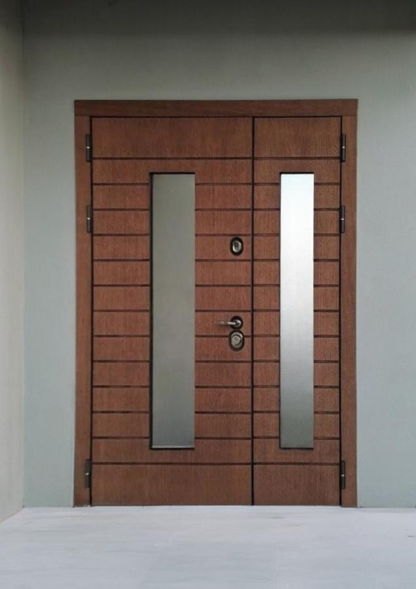 Полуторная дверь с двумя стеклами