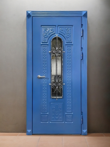 Остекленная синяя дверь